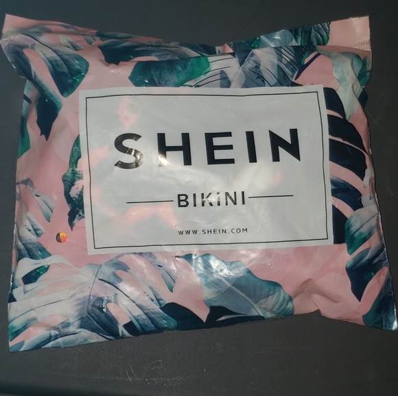 [SOLD] Fire Bikini from Shein. - Picture 4 of 4